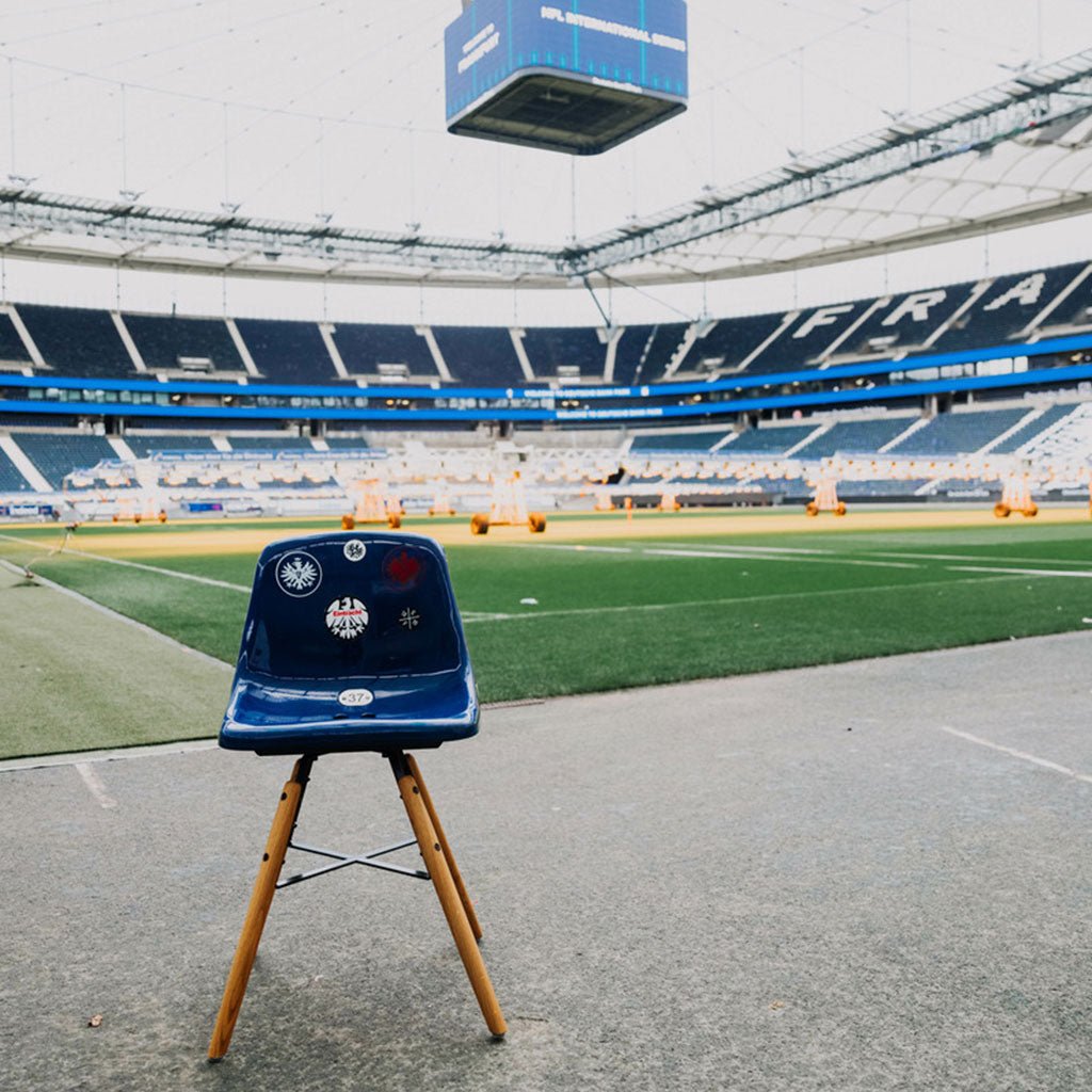 Original aus dem Deutsche Bank Park Frankfurt - Stadionstuhl