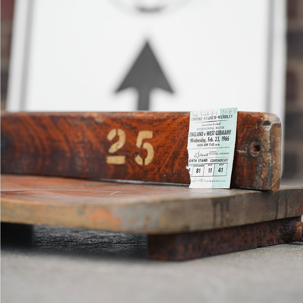 Original aus dem Wembley Stadium London 1923 – 1963 - 25