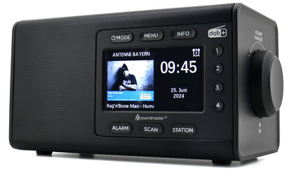 Soundmaster DAB900 Digitalradio mit DAB+ & UKW/FM, Bluetooth & Wecker – Frontansicht – Produktbild von Soundmaxx Online
